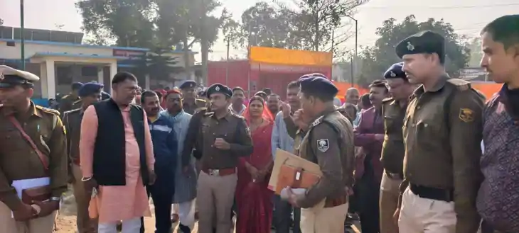 एसपी ने लगाया जनता दरबार, जमीन विवादों के लिए अंचल दरबार जान