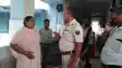 Bihar News : नालंदा के सरकारी अस्पताल में महिला मरीज के नगदी और जेवरात की हुई चोरी, परिजनों ने जमकर काटा बवाल 