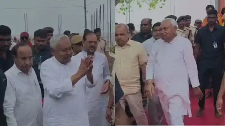  Nitish Kumar Visits Umanath Temple 