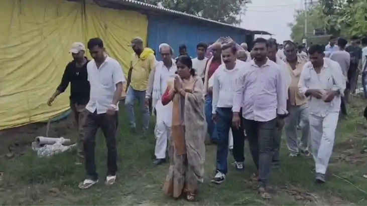 Bihar Politics : चुनाव से पहले मोहनिया में गरमाया सियासी पार Bihar Politics : चुनाव से पहले मोहनिया में गरमाया सियासी पार