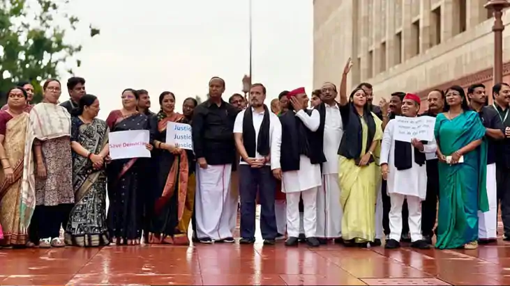 INDIA Bloc Writes to CJI Against SIR 