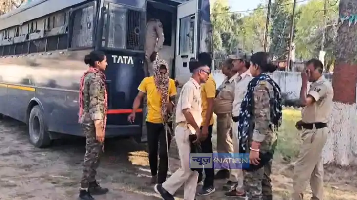 Attack on Police Team : मुंगेर में ग्रामीणों ने पुलिस टीम पर