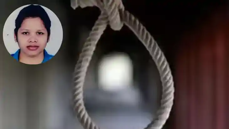 महिला एग्जीक्यूटिव असिस्टेंट