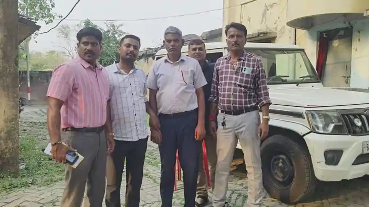 निगरानी विभाग का बड़ा धमाका: 15 हजार घूस लेते रंगे हाथों धरा