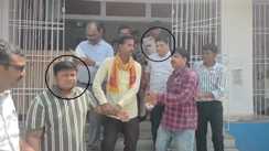 Bihar News : भागलपुर में निगरानी की टीम ने की बड़ी कार्रवाई, SDM कार्यालय के लिपिक और स्टेनो 70 हजार रूपये रिश्वत लेते किया गिरफ्तार