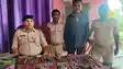 बिहार के इस इलाके में दारू और देसी  पिस्टल  बनाने की चल रही थी फैक्ट्री, छापेमारी करने पहुंची पुलिस भी रह गई हैरान