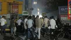 Patna Fire news - पटना के डाकबंगला स्थित बड़े मोबाइल दुुकान में लगी भीषण आग, लाखों का नुकसान, मच गया हड़कंप
