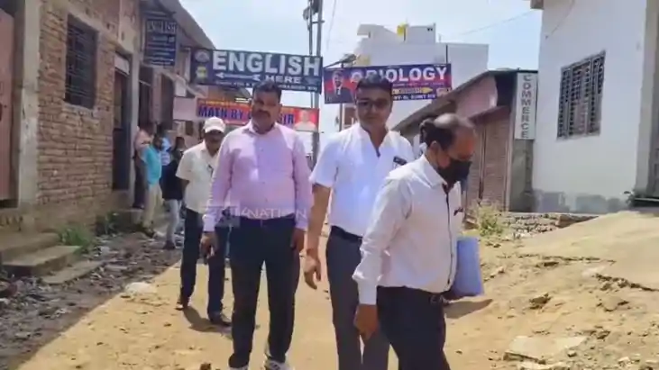 Illegal Coaching Centers Shut Down in Dehri During School Ho