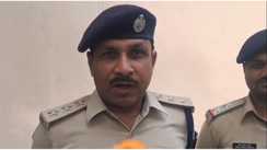 पटना में सड़क हादसे की सूचना के बाद बड़ा मोड़, स्कूटी से गिरे व्यक्ति के कान के पीछे मिला गोली लगने का निशान