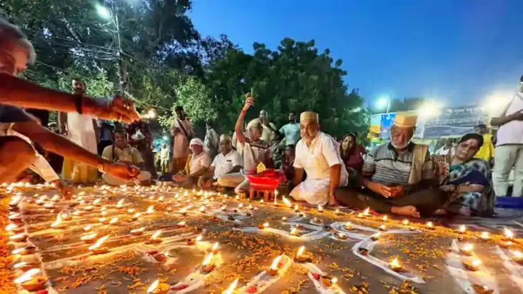 Pitru Paksha: पितृ पक्ष मेला हो रहा है समाप्त, आज मनेगी पितर