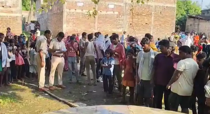 दो दिन से लापता युवक का शव कुएं से बरामद, जमीन विवाद में हत् दो दिन से लापता युवक का शव कुएं से बरामद, जमीन विवाद में हत्