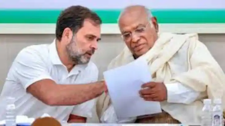 बिहार चुनाव से पहले क्यों पलटी कांग्रेस? बिल पर बैकफुट, इंडि बिहार चुनाव से पहले क्यों पलटी कांग्रेस? बिल पर बैकफुट, इंडि