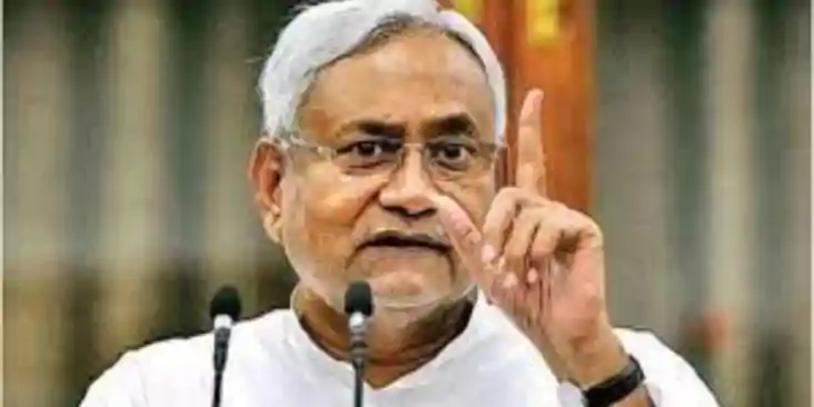CM नीतीश ने एक झटके में बदले कई IAS अफसर, कई अधिकारियों को म CM नीतीश ने एक झटके में बदले कई IAS अफसर, कई अधिकारियों को म