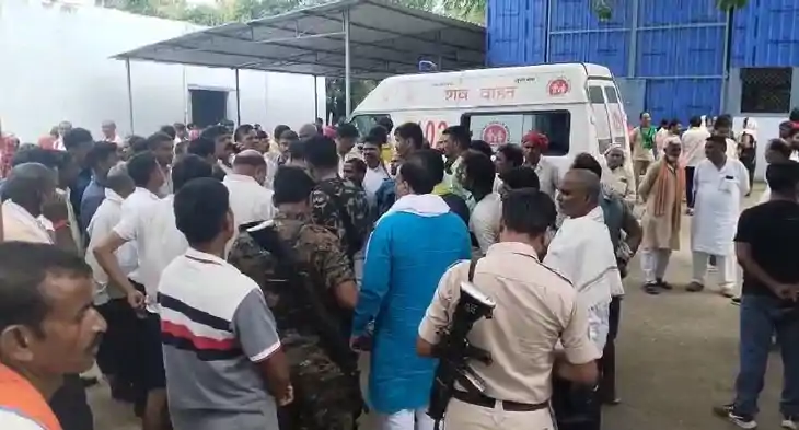 एक दूसरे को बचाने में तालाब में डूबे दो सगे भाइयों की हुई मौ एक दूसरे को बचाने में तालाब में डूबे दो सगे भाइयों की हुई मौ