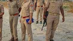 Patna Barh Pandarak Elderly Man Shot in Temple While Settling a Dispute