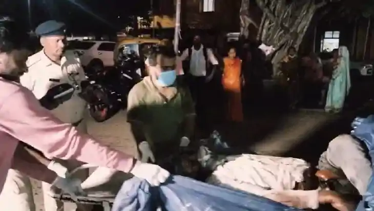 Accident in patna - पटना में देर शाम हुआ हादसा, बाइक से जा र Accident in patna - पटना में देर शाम हुआ हादसा, बाइक से जा र