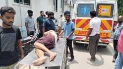 Bihar Crime News : सीतामढ़ी में भतीजे ने आपसी विवाद में चाचा को मारी गोली, अस्पताल में चल रहा है इलाज 