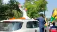 Bihar Politics - महुआ पहुंचे तेज प्रताप यादव, राधा बिहारी गजेंद्र मंदिर में पूजा कर किया जनसंपर्क अभियान
