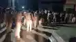 bihar police शोभायात्रा में असमाजिक तत्वों ने की पुलिस पर की पत्थरबाजी, थाना प्रभारी सहित पांच पुलिसकर्मी घायल, इलाके में तनाव का माहौल