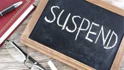 Revenue Employee suspended - इस जिले में डीएम ने की बड़ी कार्रवाई, एक साथ 21 राजस्व कर्मचारियों को किया निलंबित, विभाग में मच गया हड़कंप