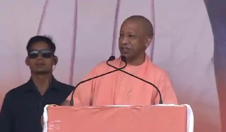 राहुल गांधी एनडीए की जीत की गारंटी, लालगंज में गरजे सीएम योग राहुल गांधी एनडीए की जीत की गारंटी, लालगंज में गरजे सीएम योग