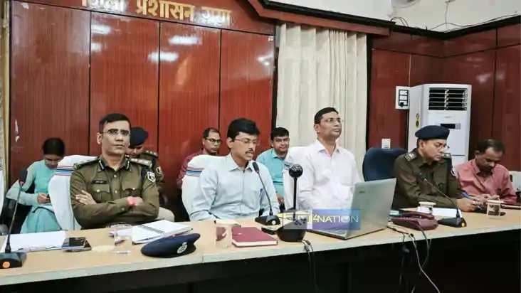 Holi 2025 : गया डीएम और एसएसपी ने होली को लेकर की बैठक, अधिक