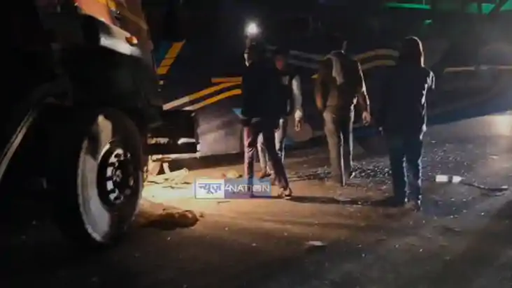 Bihar Accident News : मुजफ्फरपुर में बस और ट्रक की आमने-सामन