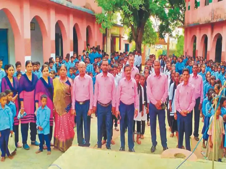 बिहार के माध्यमिक विद्यालयों में पूर्व से निर्धारित इतने पदो बिहार के माध्यमिक विद्यालयों में पूर्व से निर्धारित इतने पदो