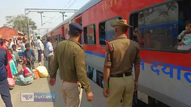 BIHAR NEWS - होली त्योहार को लेकर ट्रेनों में सघन चेकिंग अभि