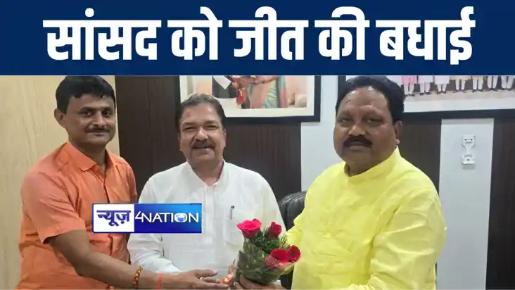 दिल्ली जाकर मंत्री दिलीप जायसवाल ने भाजपा सांसद प्रदीप कुमार